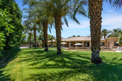 Luxury Villa Photo #51