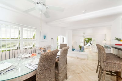Luxury Villa Photo #13