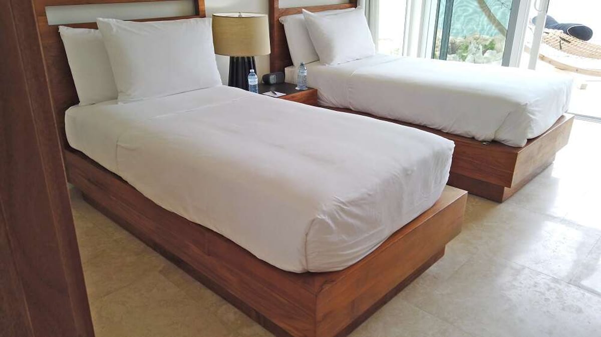 Three Bedroom Oceanfront Coral Villa villa rental - 14