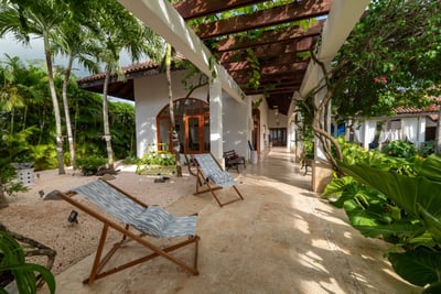 Luxury Villa Photo #9