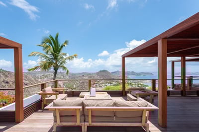 Outdoor Lounge