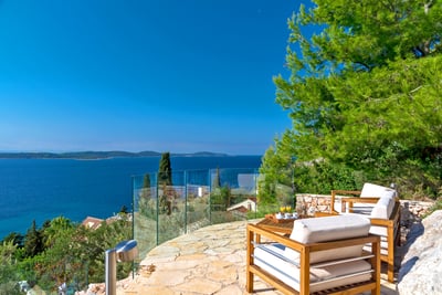 Luxury Villa Photo #5