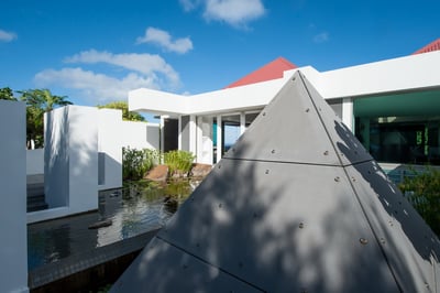 Luxury Villa Photo #4