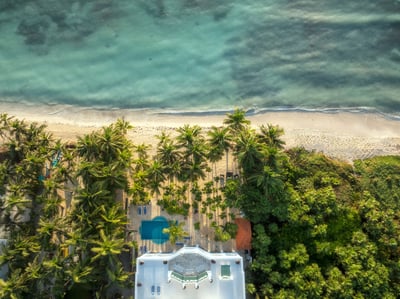 Luxury Villa Photo #3