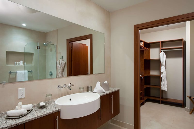 3 BDM Oceanfront Suite at Blue Haven Resort