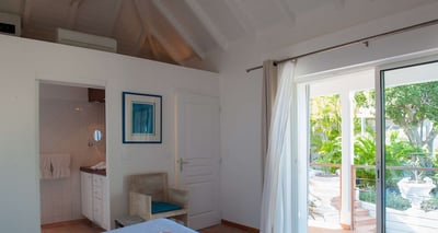 Luxury Villa Photo #13