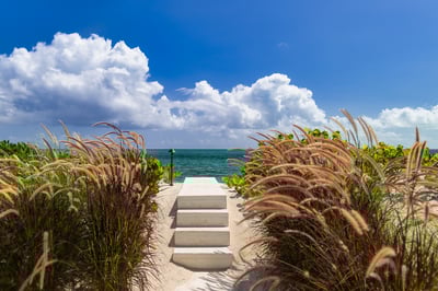 Luxury Villa Photo #40