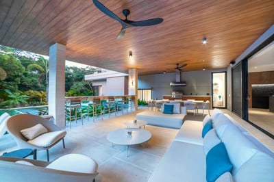 Luxury Villa Photo #5