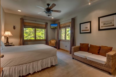 Luxury Villa Photo #22