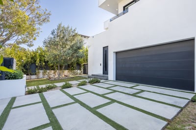 Luxury Villa Photo #50