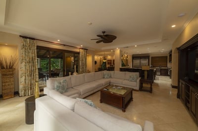 Luxury Villa Photo #21