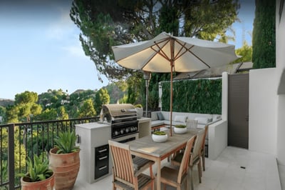 Luxury Villa Photo #6
