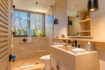 Luxury Villa Photo #43