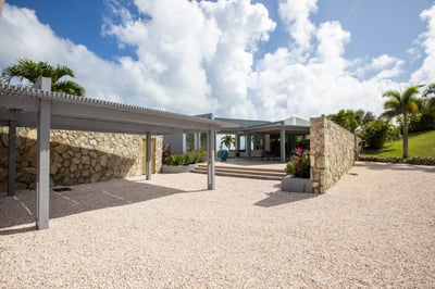 Luxury Villa Photo #37