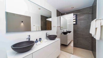 Luxury Villa Photo #48