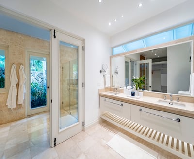 Luxury Villa Photo #57