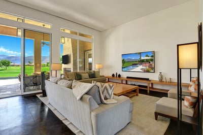 Luxury Villa Photo #14