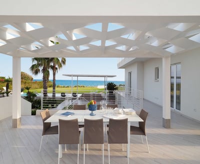Luxury Villa Photo #9