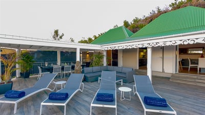 Luxury Villa Photo #8