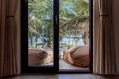 Luxury Villa Photo #40