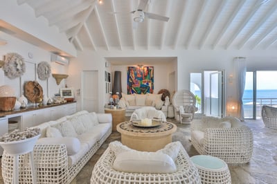 Luxury Villa Photo #23