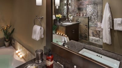 King ensuite
