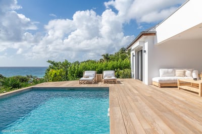 Luxury Villa Photo #4