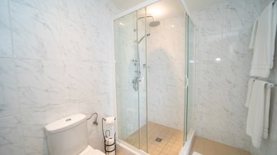 Luxury Villa Photo #17