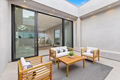 Luxury Villa Photo #30