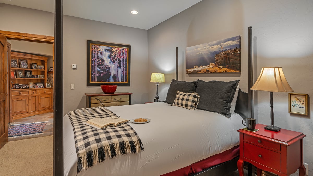 Cypress Mountain Chalet