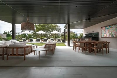 Luxury Villa Photo #9