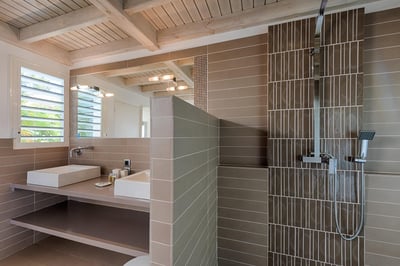 Luxury Villa Photo #24