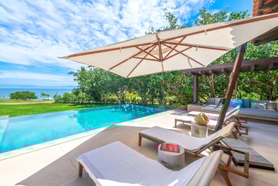 Luxury Villa Photo #15