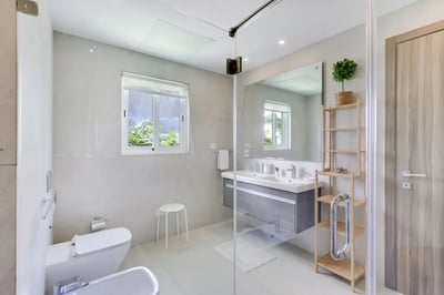 Luxury Villa Photo #42