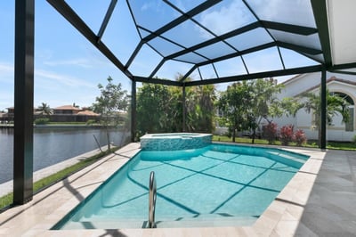 Luxury Villa Photo #3