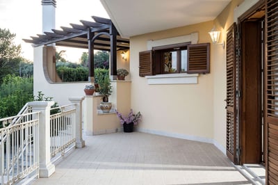 Luxury Villa Photo #15