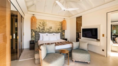 Luxury Villa Photo #35