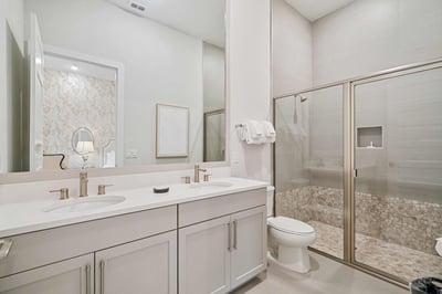 Luxury Villa Photo #30