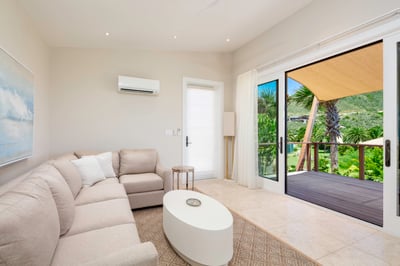 Luxury Villa Photo #3