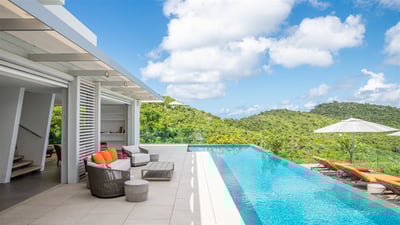 Luxury Villa Photo #5