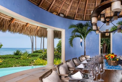 Luxury Villa Photo #23