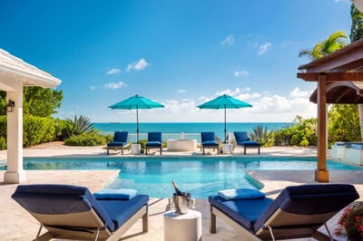 Luxury Villa Photo #12