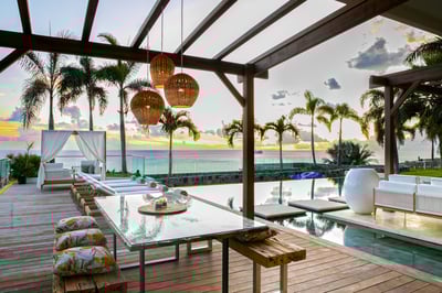 Luxury Villa Photo #16