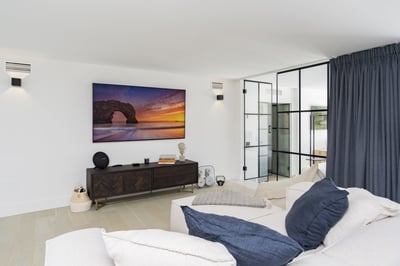 Luxury Villa Photo #17