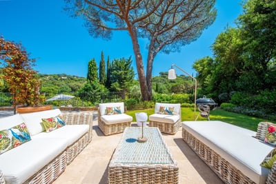Luxury Villa Photo #6