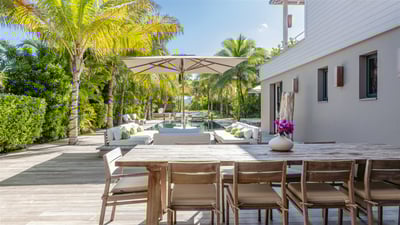 Luxury Villa Photo #31