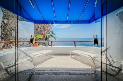 Luxury Villa Photo #32