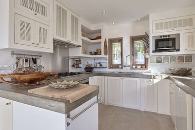 Luxury Villa Photo #15