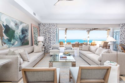 Luxury Villa Photo #4