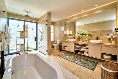 Luxury Villa Photo #22